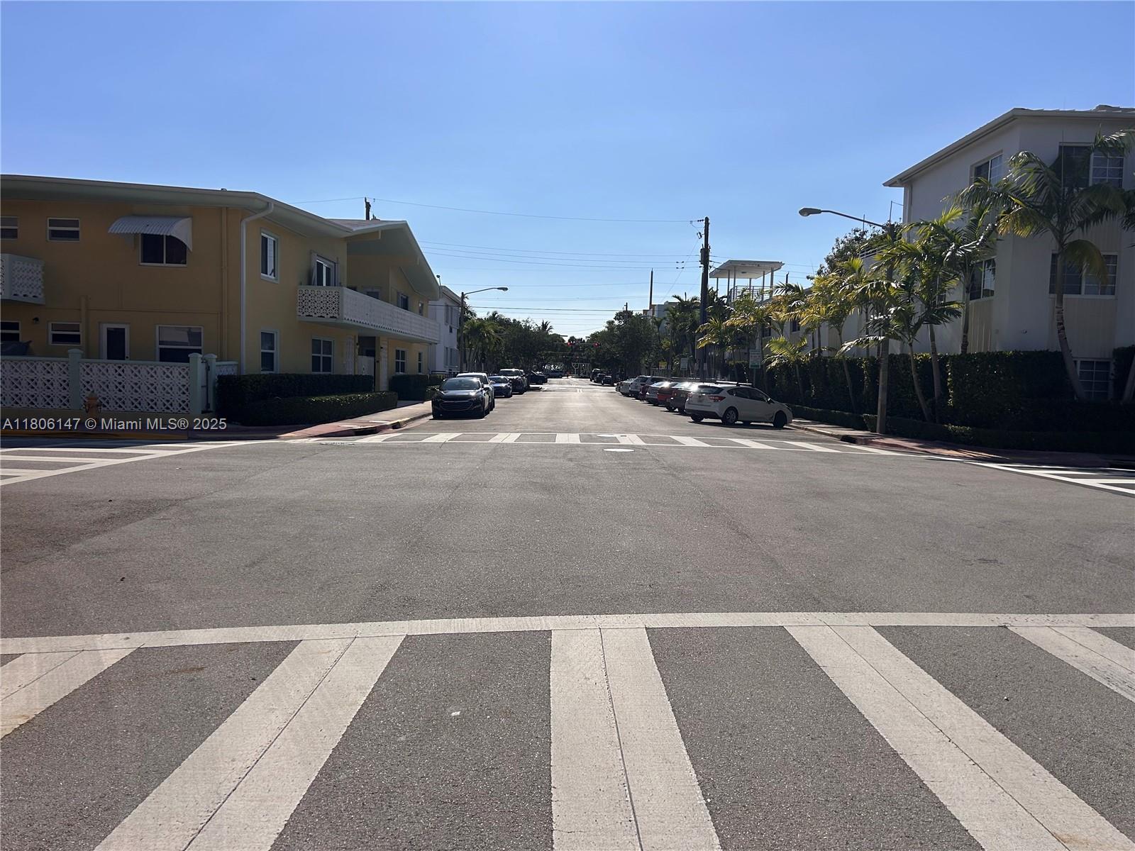 THE LOFTS AT TATUM CONDo - Residential