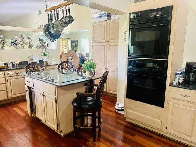 EL DORADO ESTATES - Residential