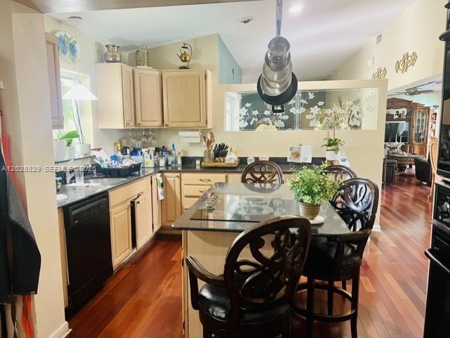 EL DORADO ESTATES - Residential