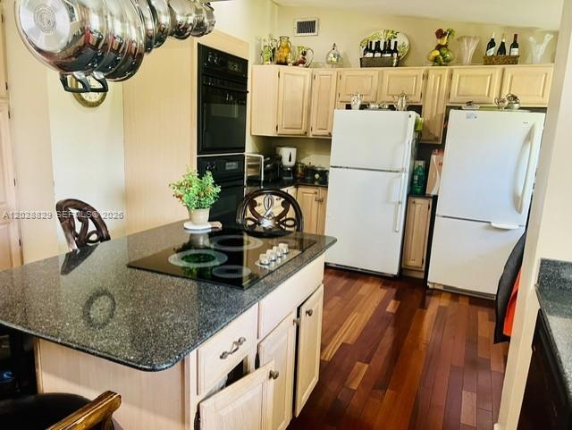 EL DORADO ESTATES - Residential