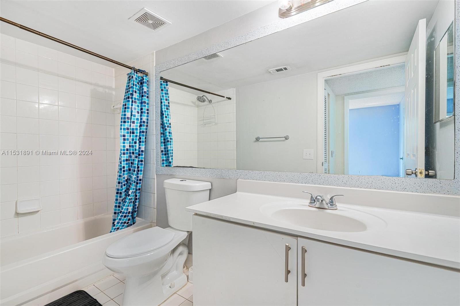 LA VIA CONDO - Residential