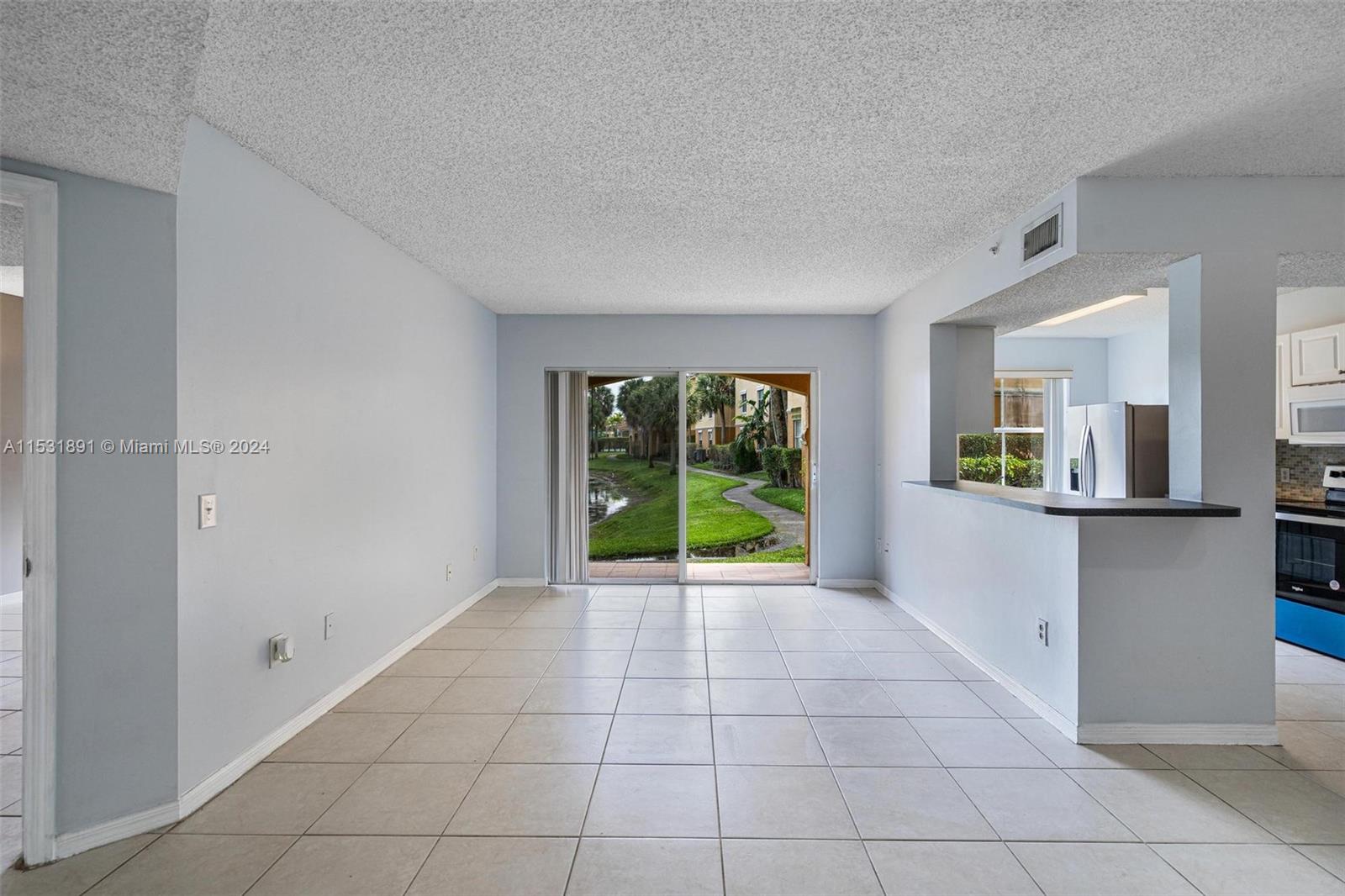 LA VIA CONDO - Residential
