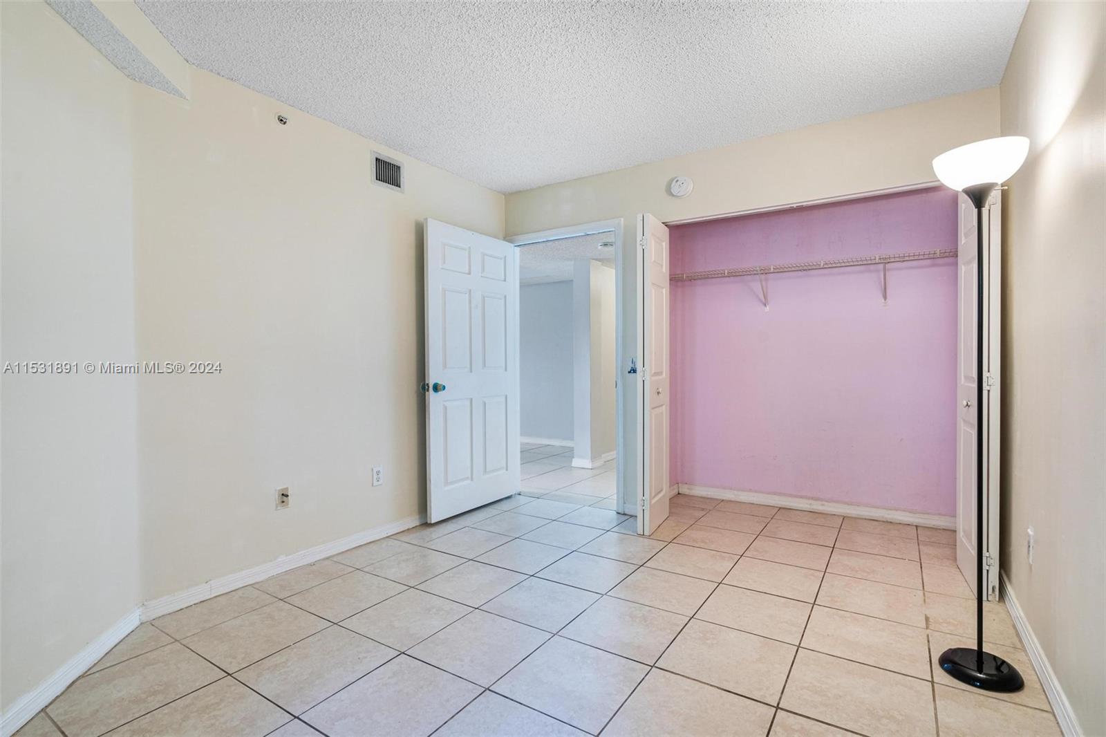 LA VIA CONDO - Residential