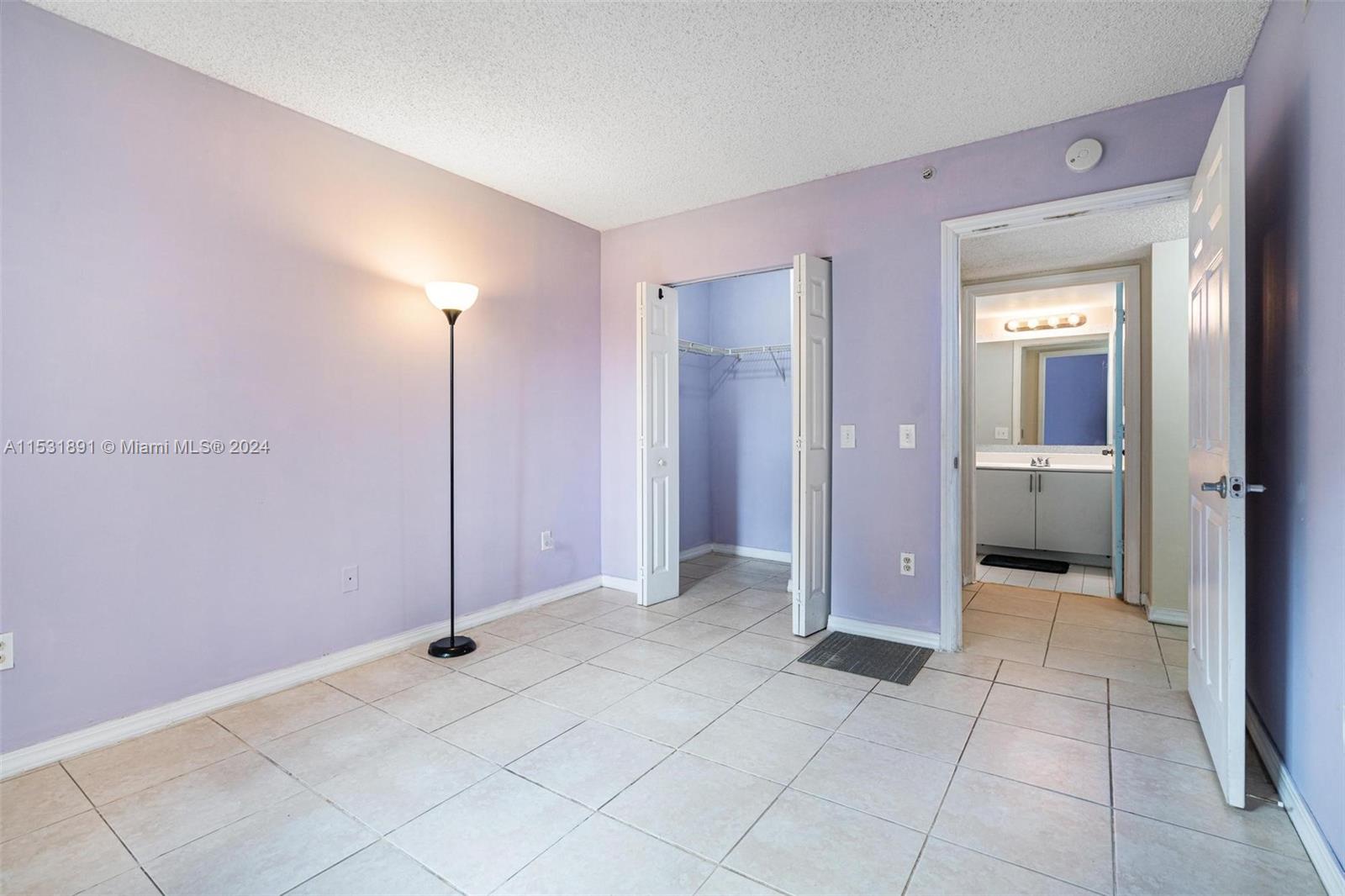 LA VIA CONDO - Residential