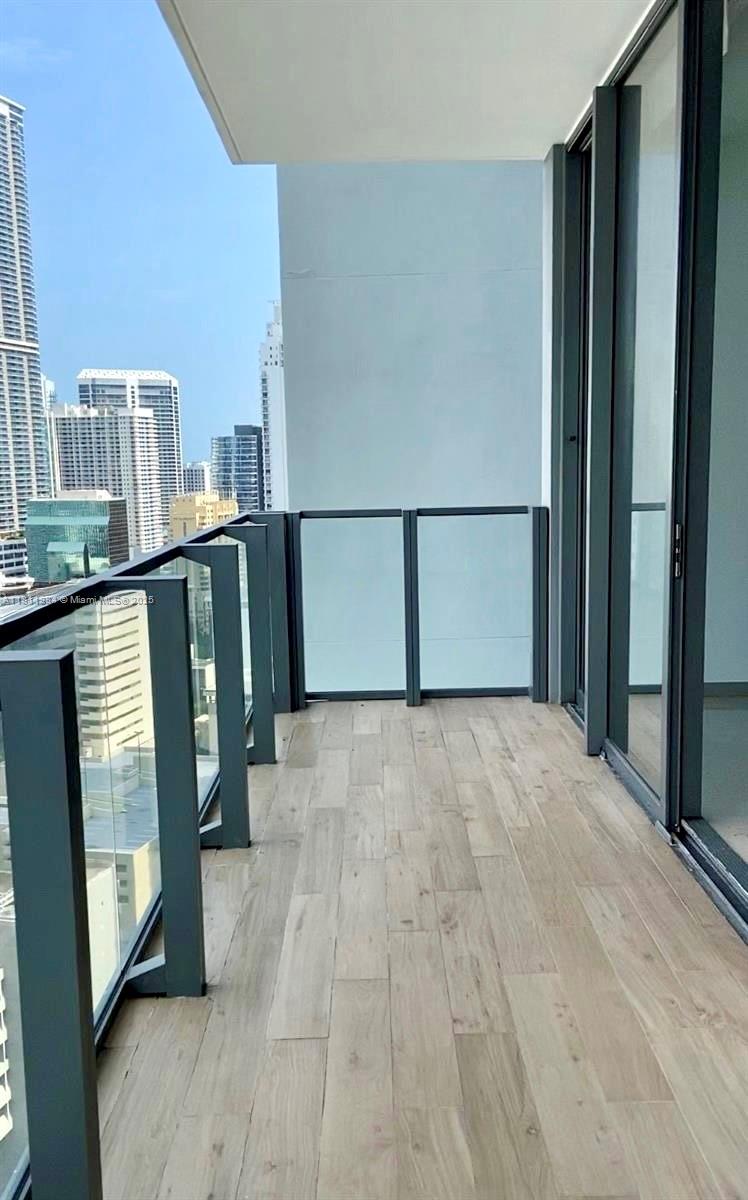 REACH AT BRICKELL CITY - Residential