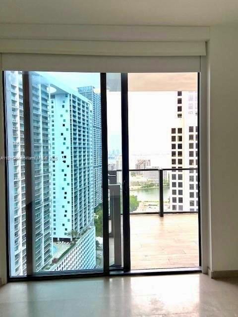 REACH AT BRICKELL CITY - Residential