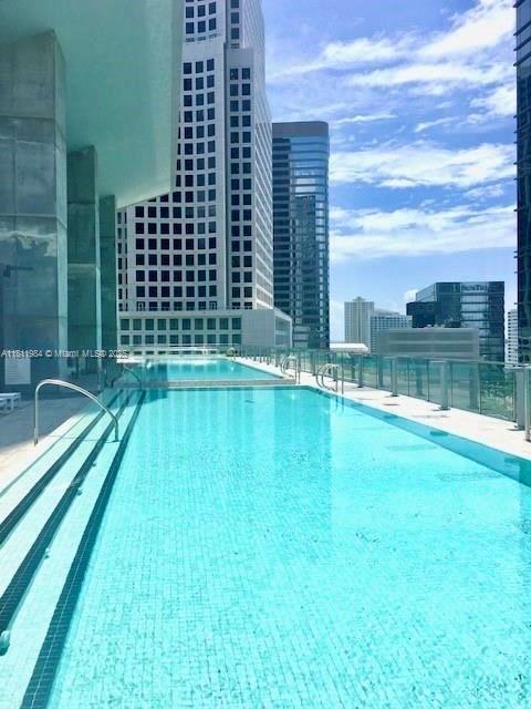 REACH AT BRICKELL CITY - Residential