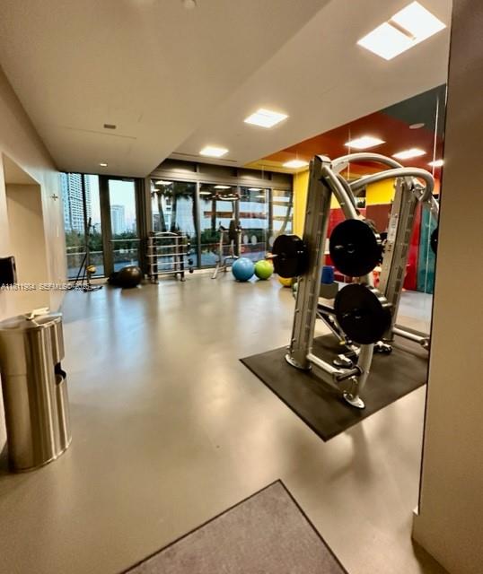 REACH AT BRICKELL CITY - Residential