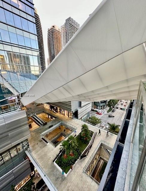 REACH AT BRICKELL CITY - Residential