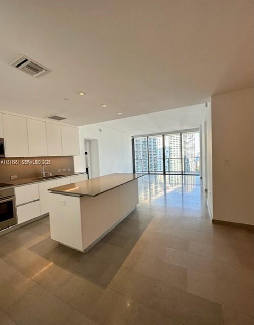 REACH AT BRICKELL CITY - Residential