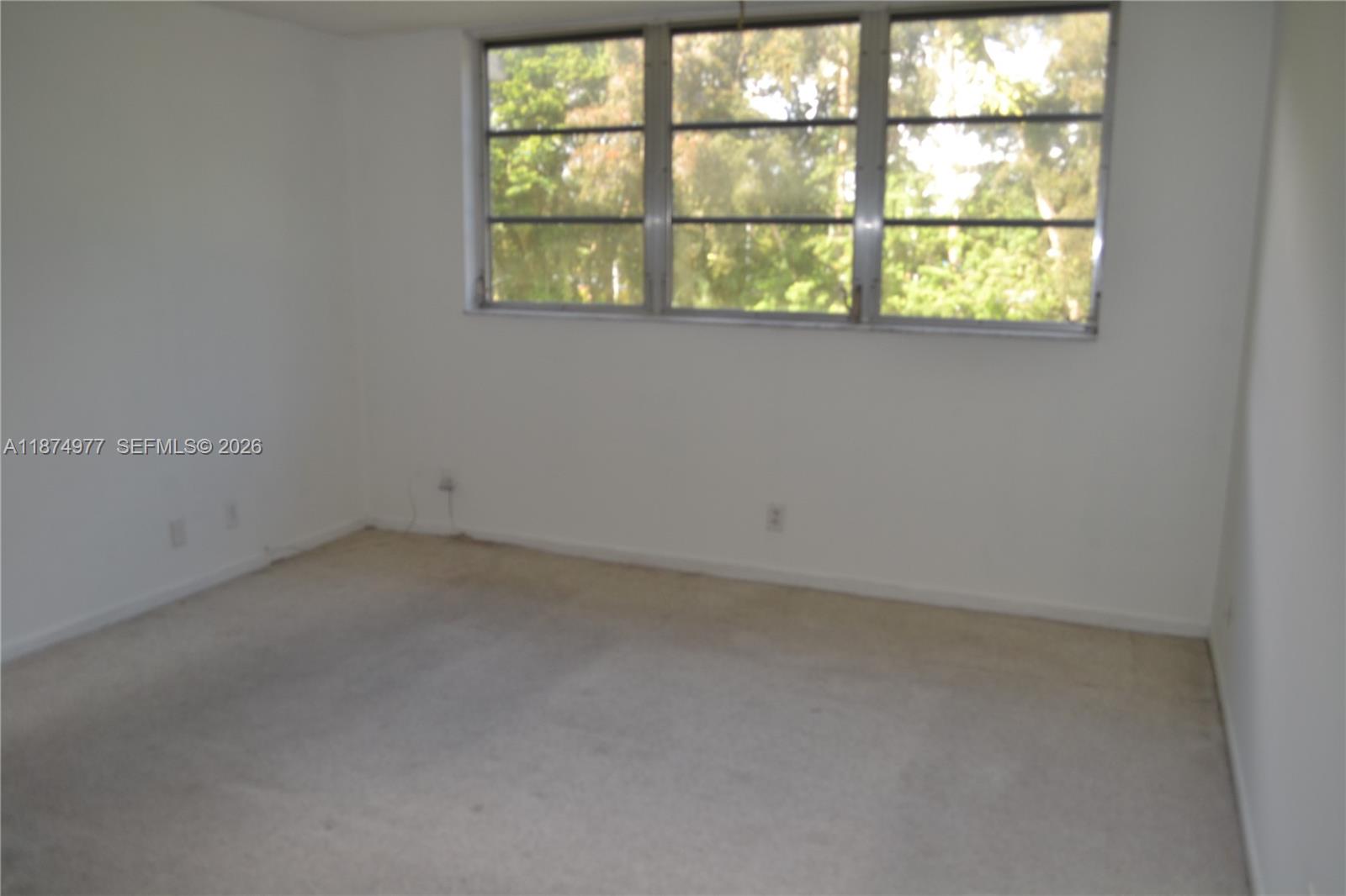 HOLLYBROOK GOLF AND TENNIS - Residential