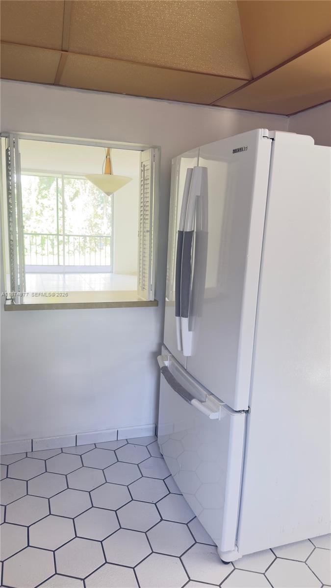 HOLLYBROOK GOLF AND TENNIS - Residential