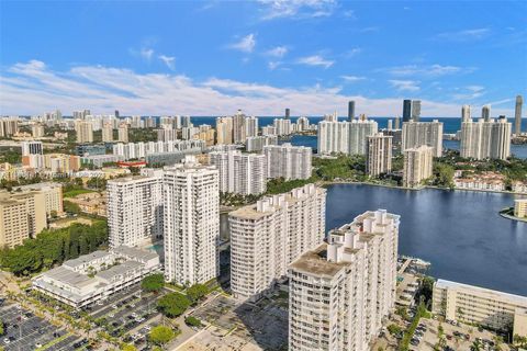 A home in Aventura