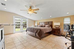 SUNSWEPT ISLE - Residential