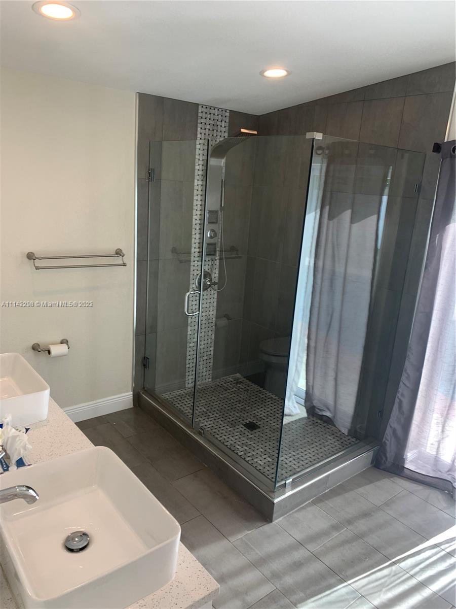 FULFORD BY THE SEA SEC J - Residential Lease