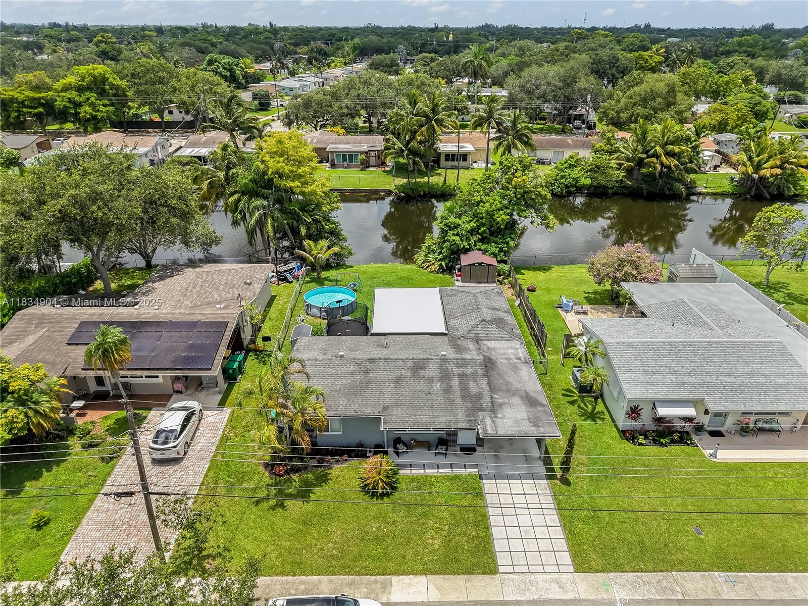 5103 SW 93rd Ave