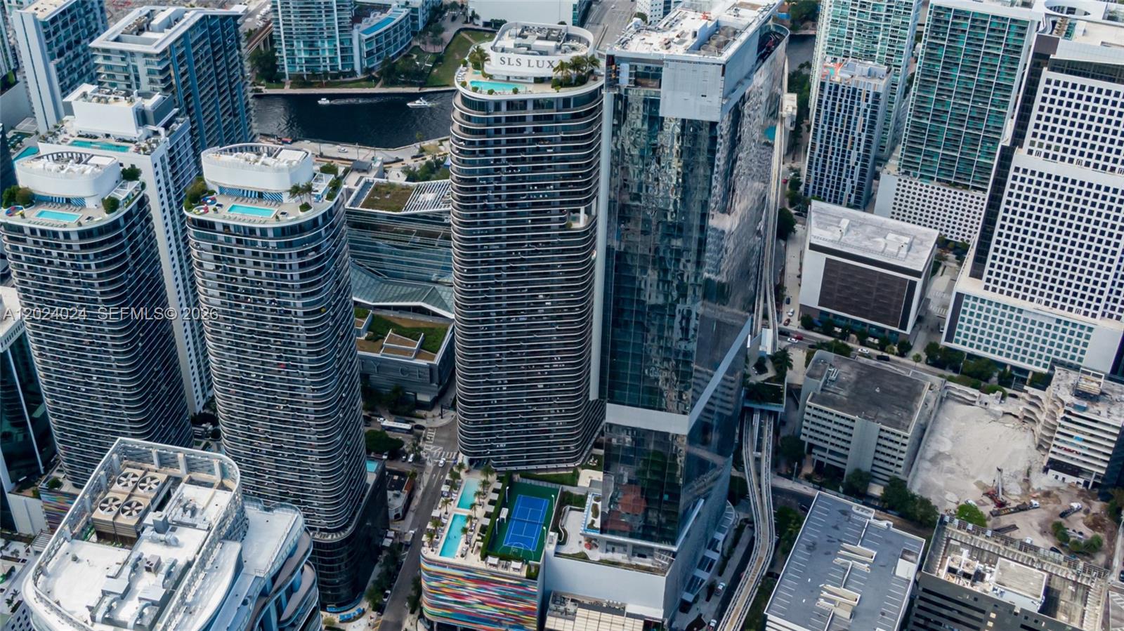 801 SMA RESIDENCES CONDO - Residential