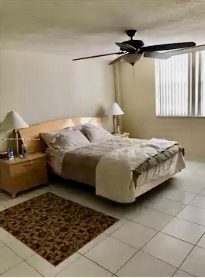 Photo 5 of 26 of 1849 S Ocean Dr 1612 condo
