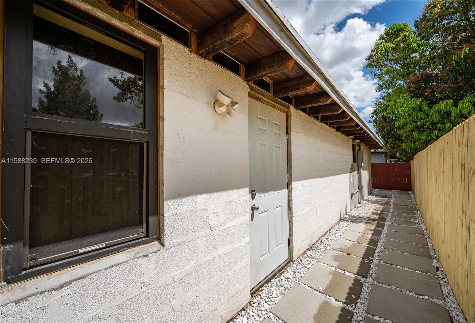 FAIRWAY ESTATES SEC 7 - Residential Lease