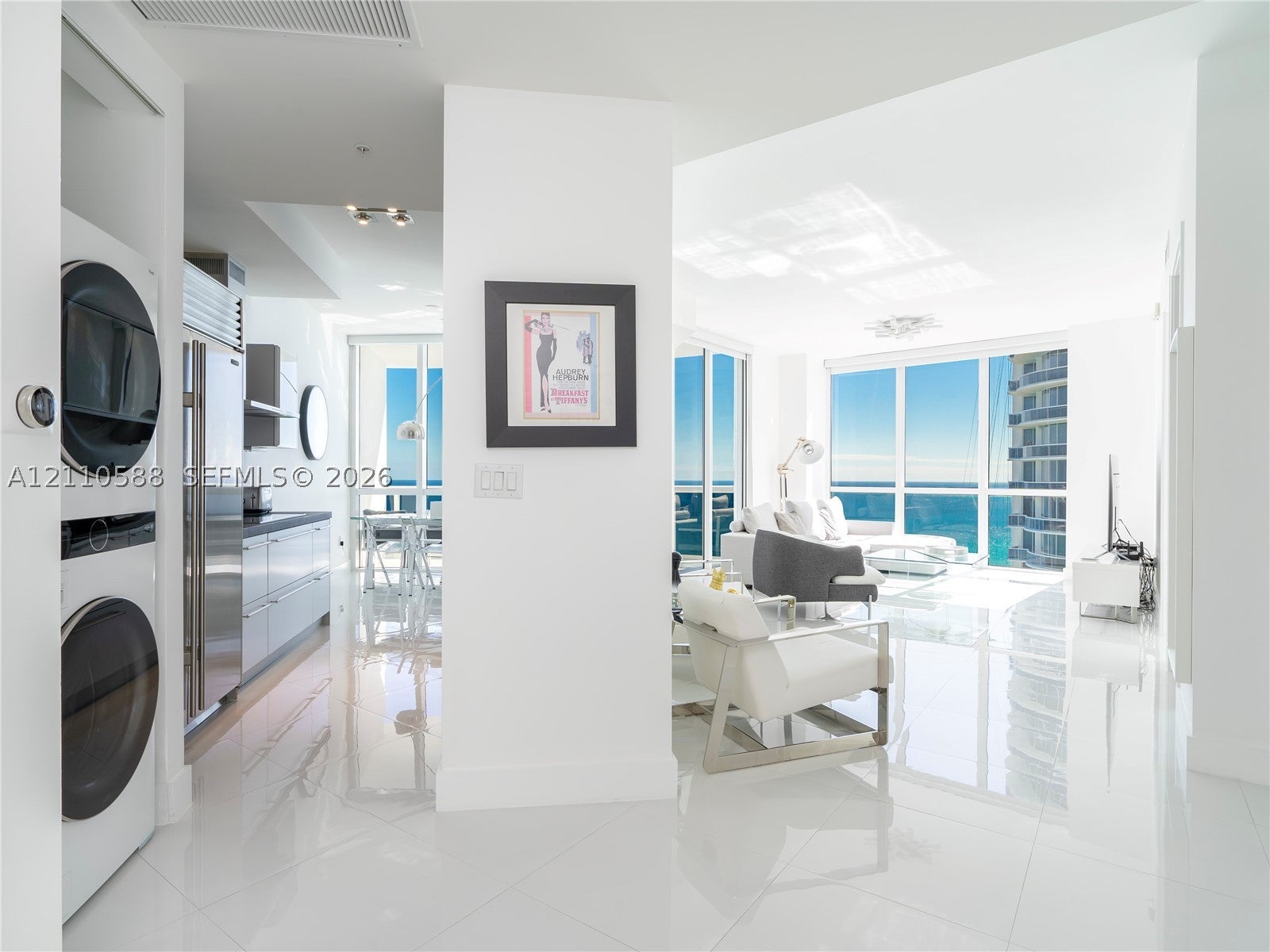 18201 Collins Ave 4709A