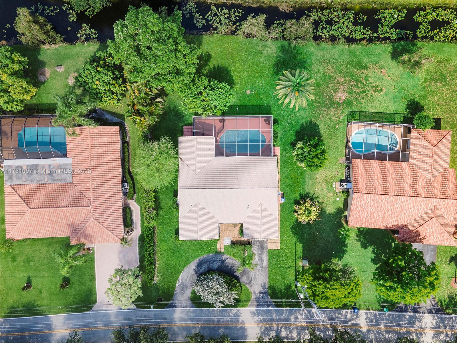 Property for Sale at 3880 Coral Hills Dr, Coral Springs, Broward County, Florida - Bedrooms: 3 
Bathrooms: 2  - $720,000