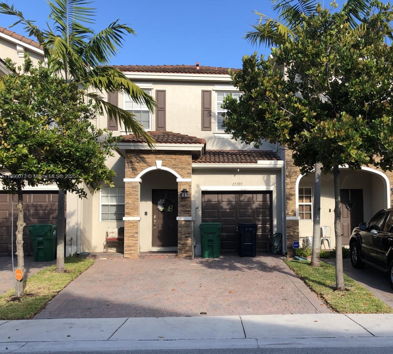 22389 Sw 88th Path, Cutler Bay, Miami-Dade County, Florida - 3 Bedrooms  
3 Bathrooms - 