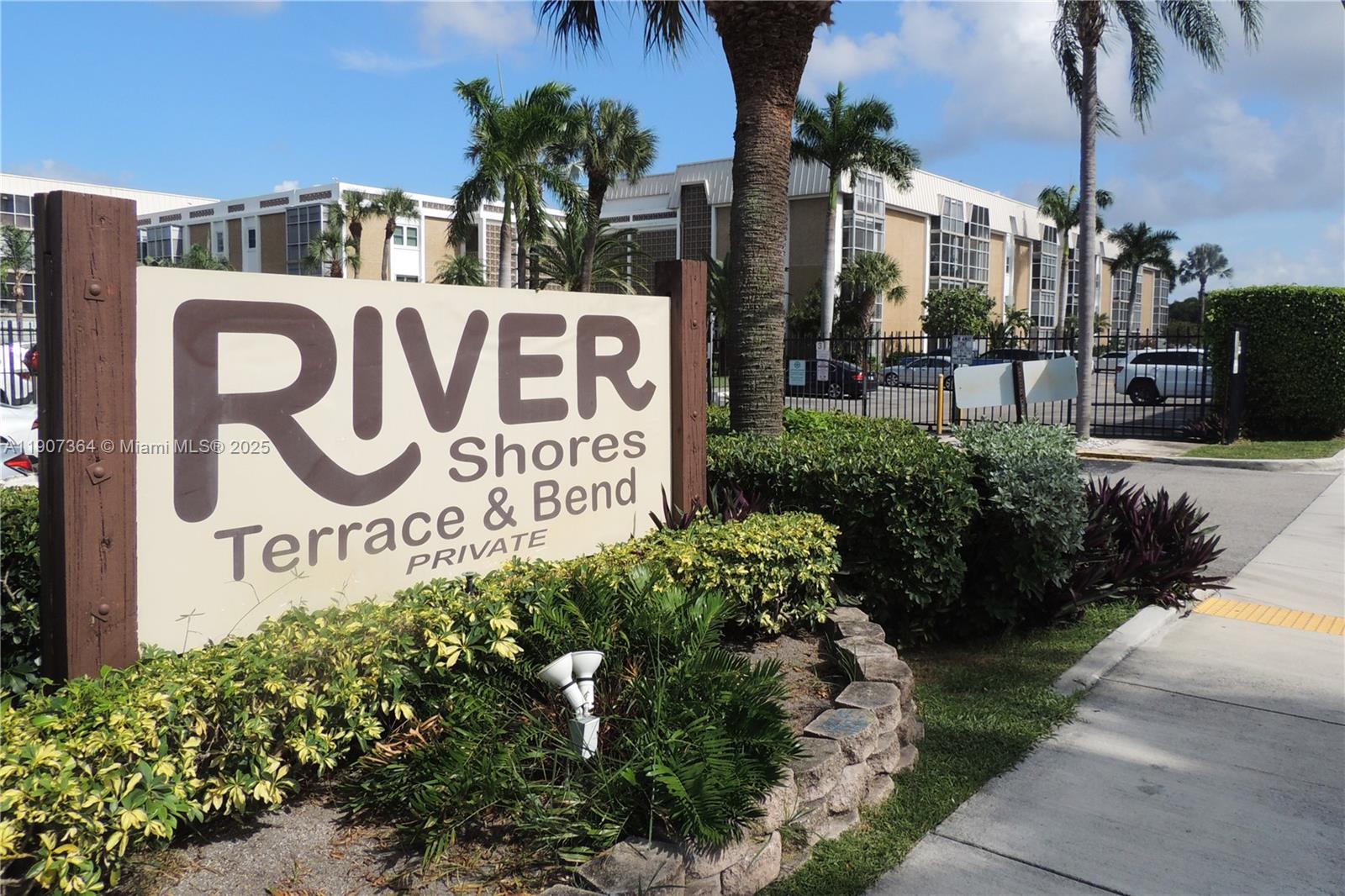 RIVER SHORES CONDO - Residential