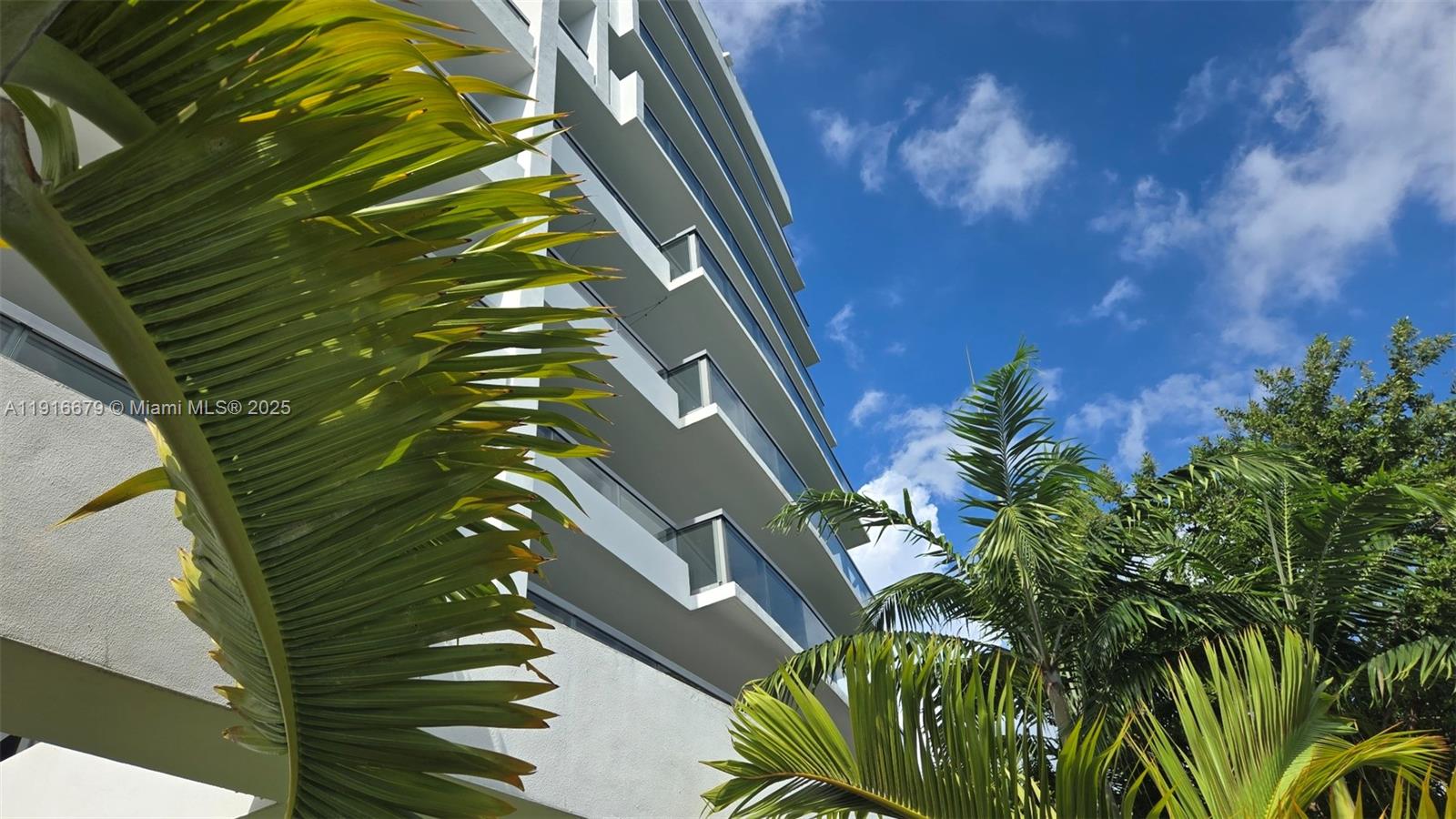 THE IVORY RESIDENCE CONDO - Residential Lease