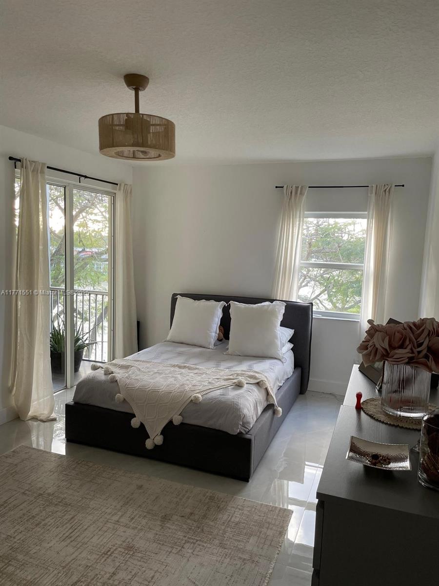 CAPTIVA CONDO B - Residential