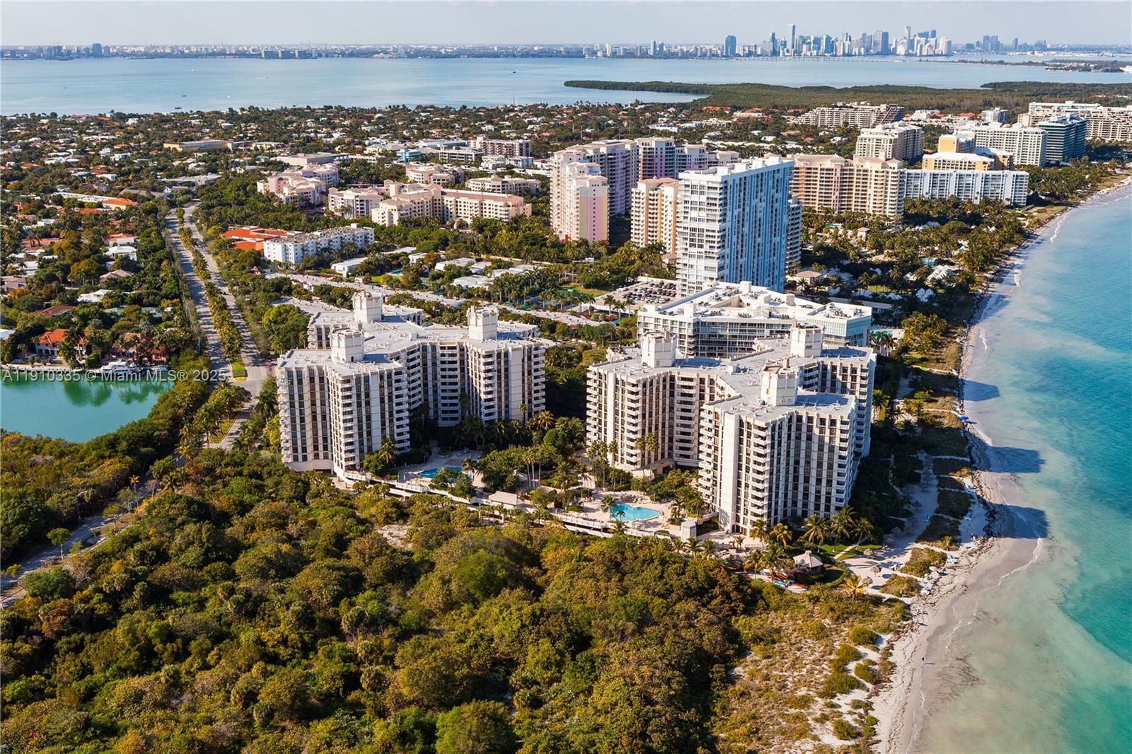 TOWERS OF KEY BISCAYNE CO - Residential
