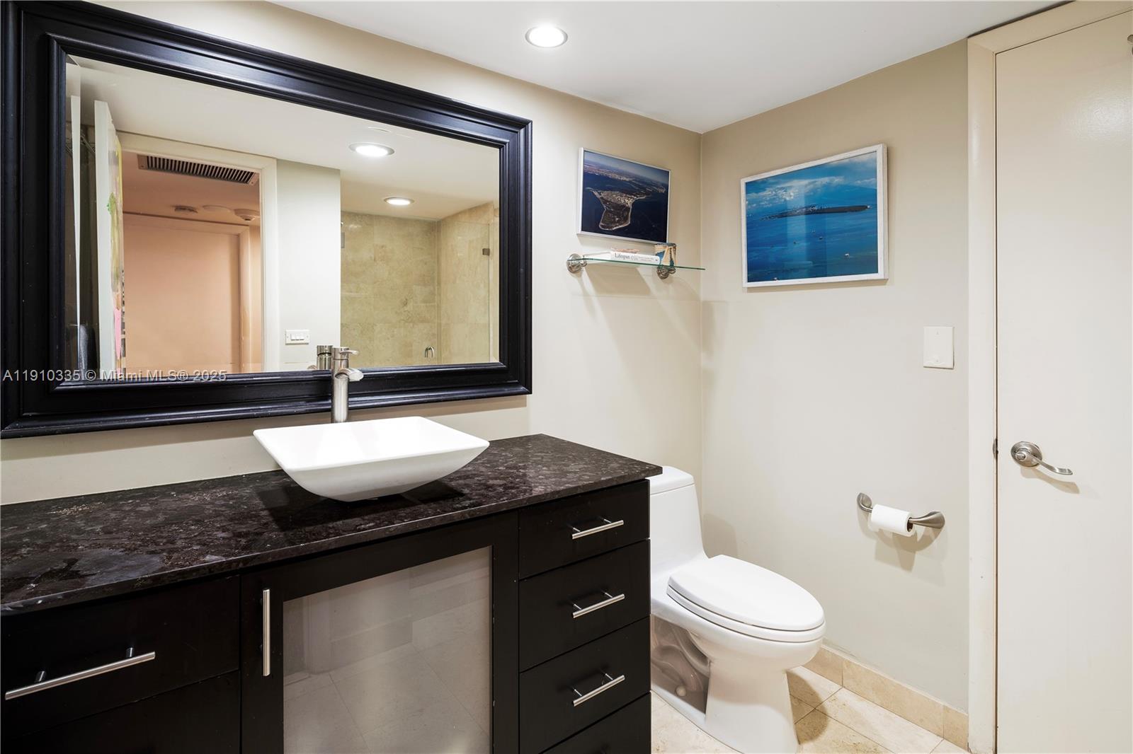 TOWERS OF KEY BISCAYNE CO - Residential