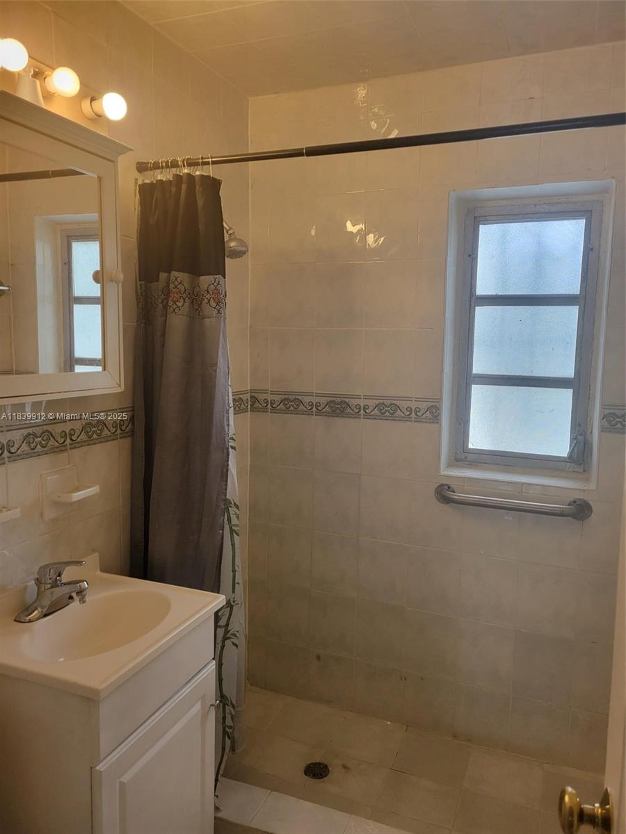 NICHOLS HEIGHTS ADDN - Residential