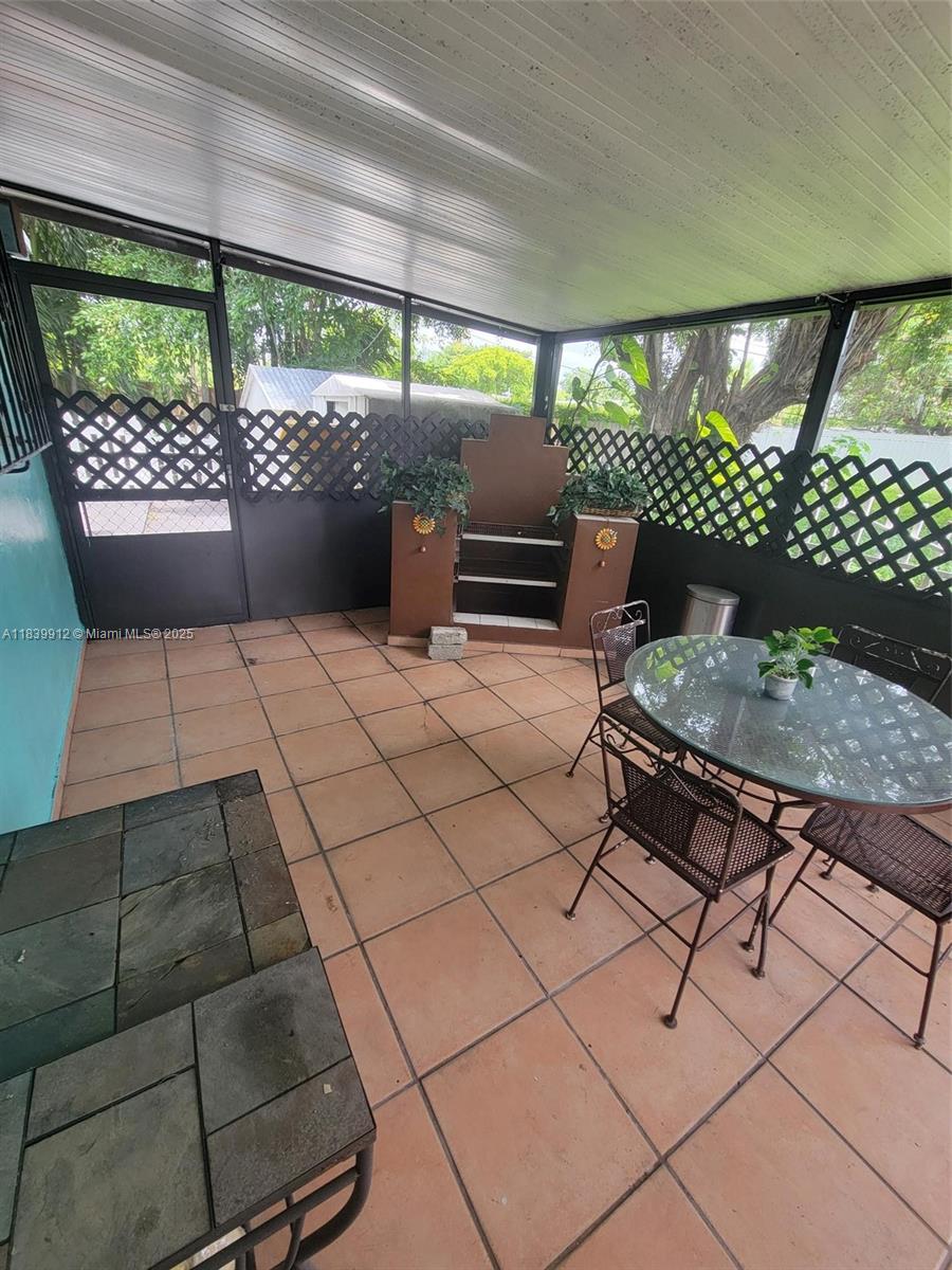 NICHOLS HEIGHTS ADDN - Residential