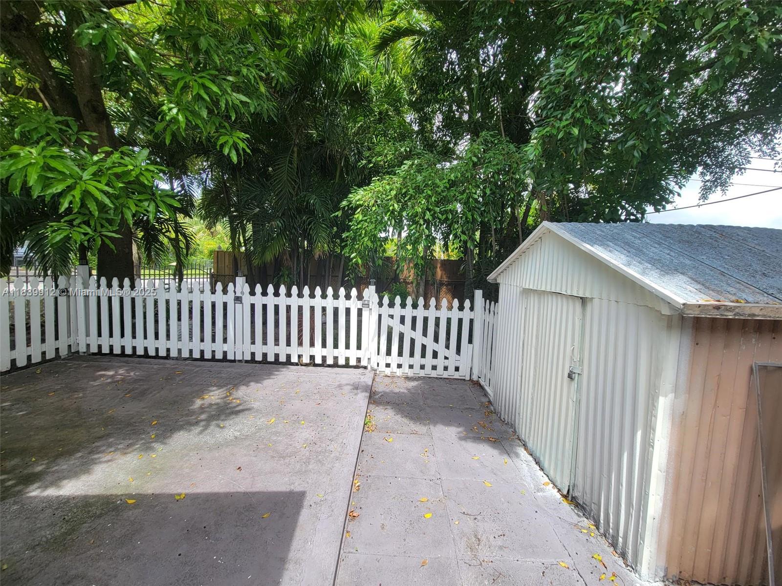 NICHOLS HEIGHTS ADDN - Residential