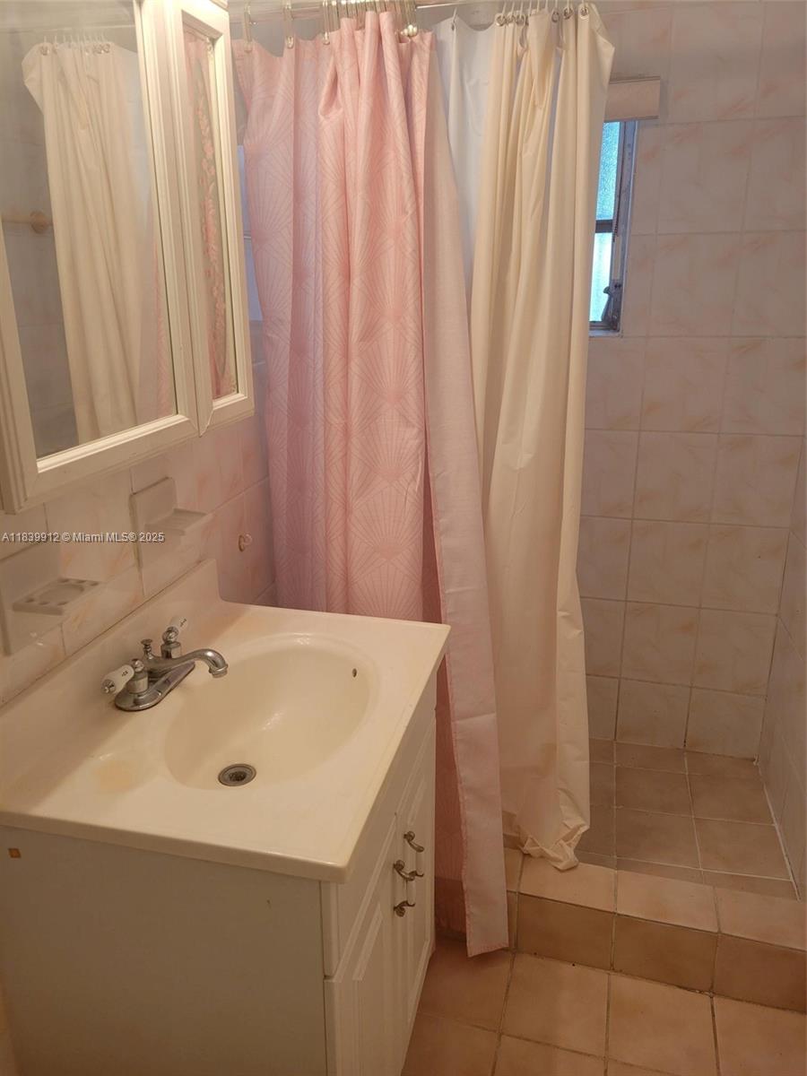 NICHOLS HEIGHTS ADDN - Residential