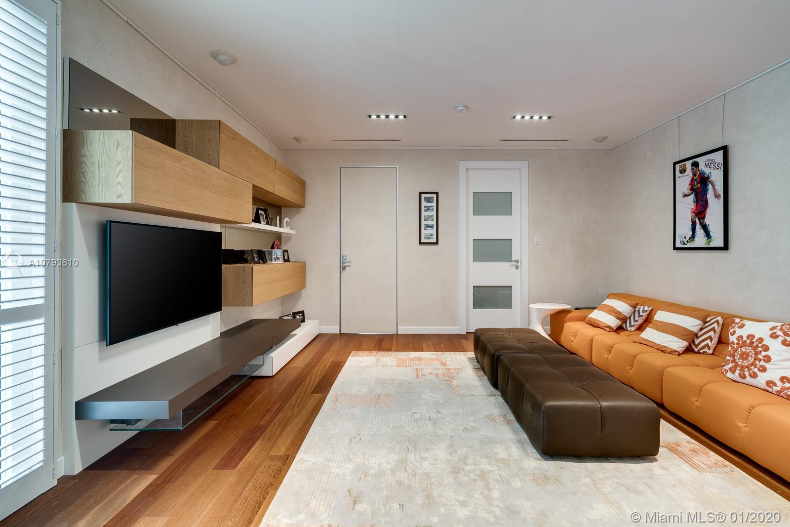 COCOPLUM SEC 1 - Residential