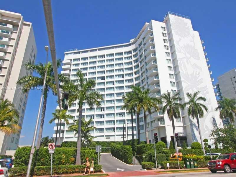 Property for Sale at 1100 West Ave 727, Miami Beach, Miami-Dade County, Florida - Bedrooms: 1 
Bathrooms: 1  - $440,000