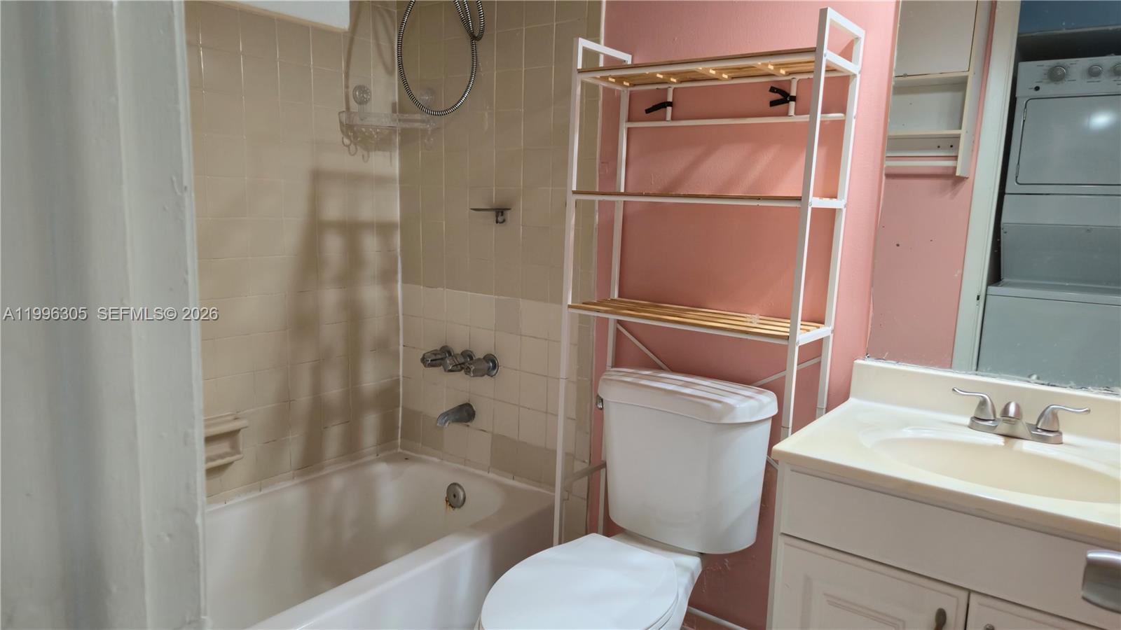 OLYMPIAN GDN CONDO - Residential Lease