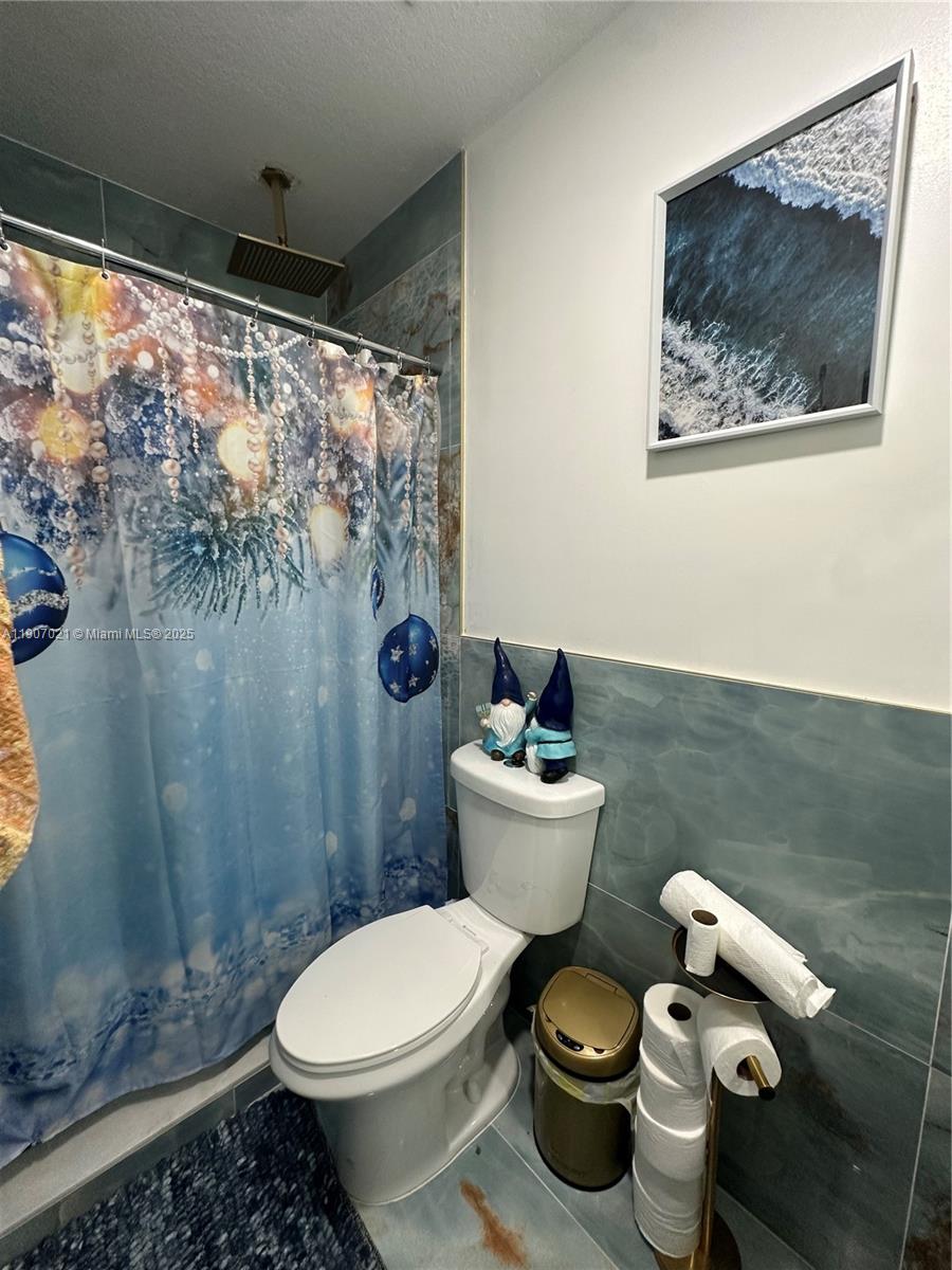 EVERGREEN GARDEN ESTATES - Residential Lease