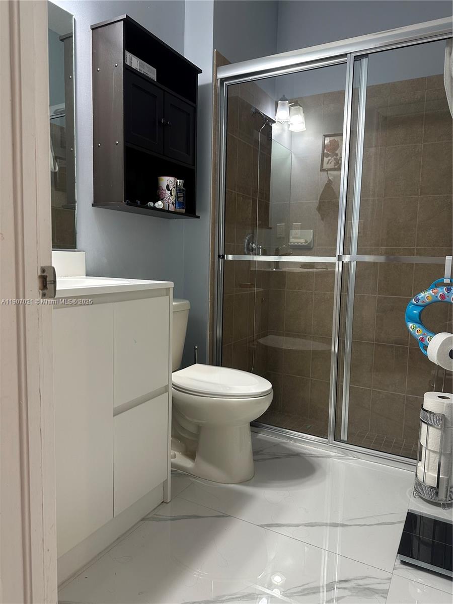 EVERGREEN GARDEN ESTATES - Residential Lease