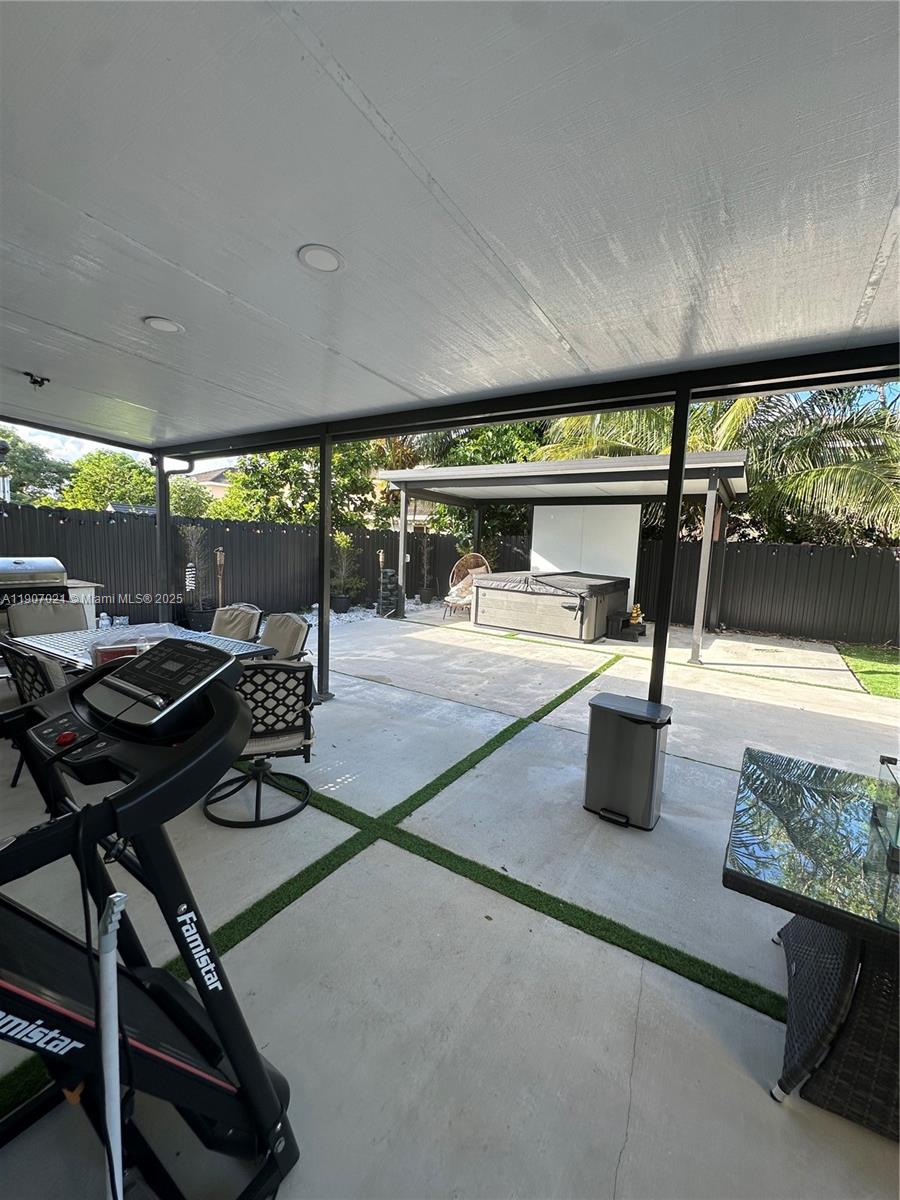 EVERGREEN GARDEN ESTATES - Residential Lease