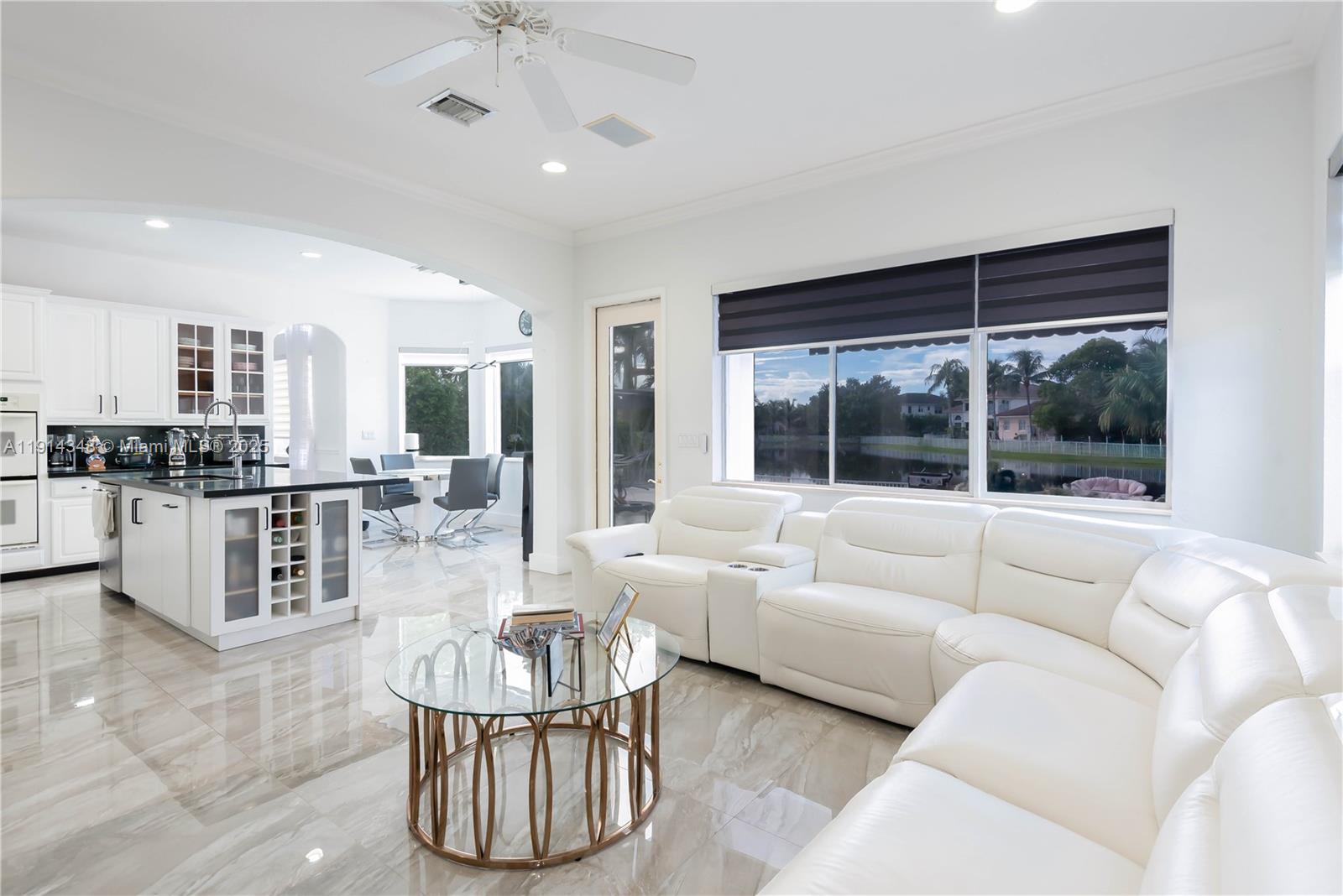 SUNSET LAKES PLAT ONE - Residential Lease