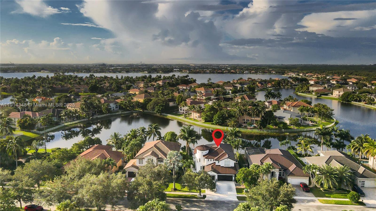 SUNSET LAKES PLAT ONE - Residential Lease