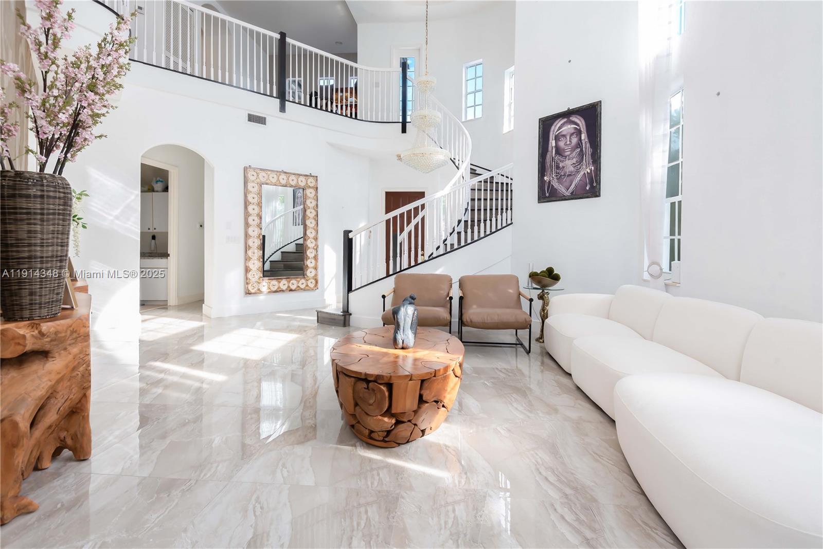 SUNSET LAKES PLAT ONE - Residential Lease