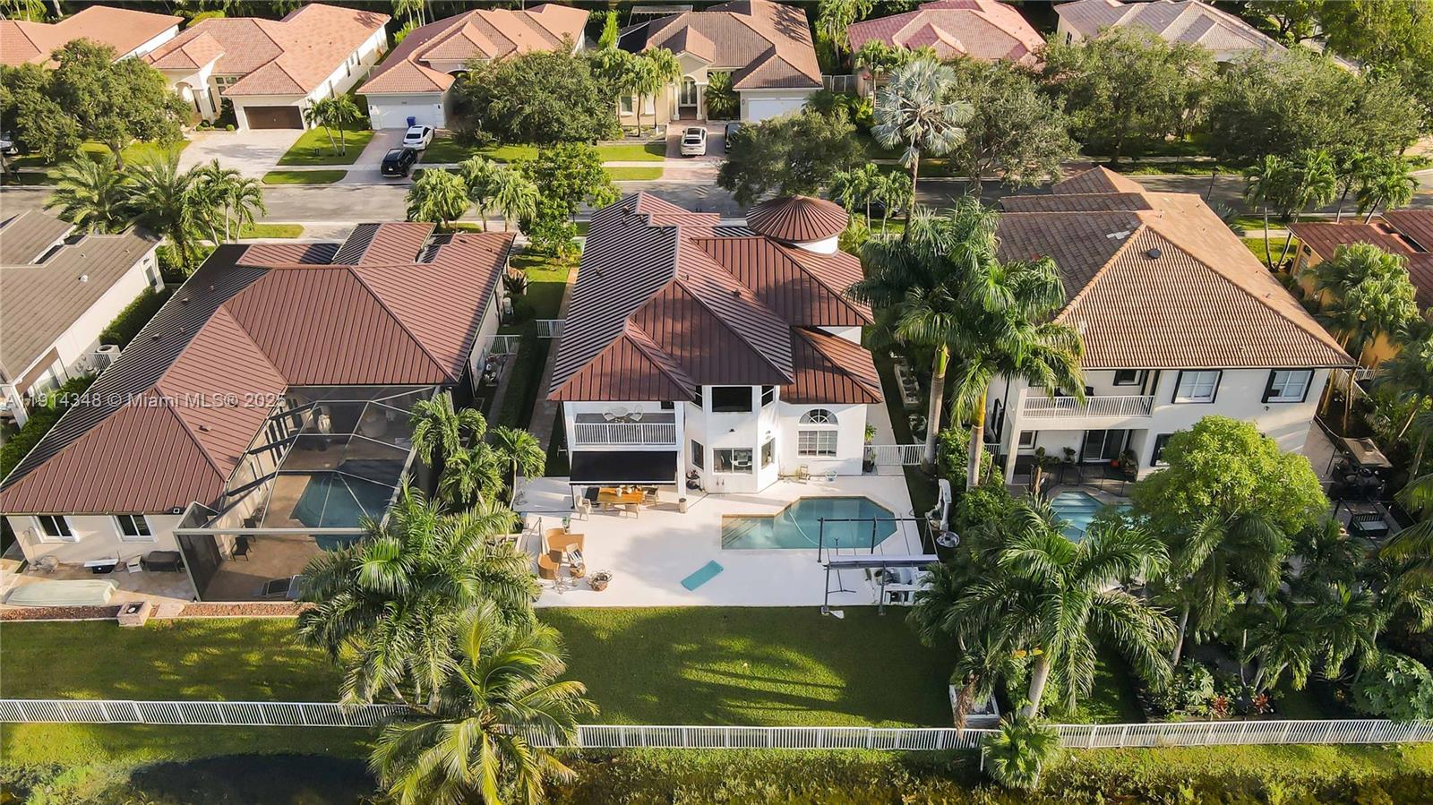 SUNSET LAKES PLAT ONE - Residential Lease