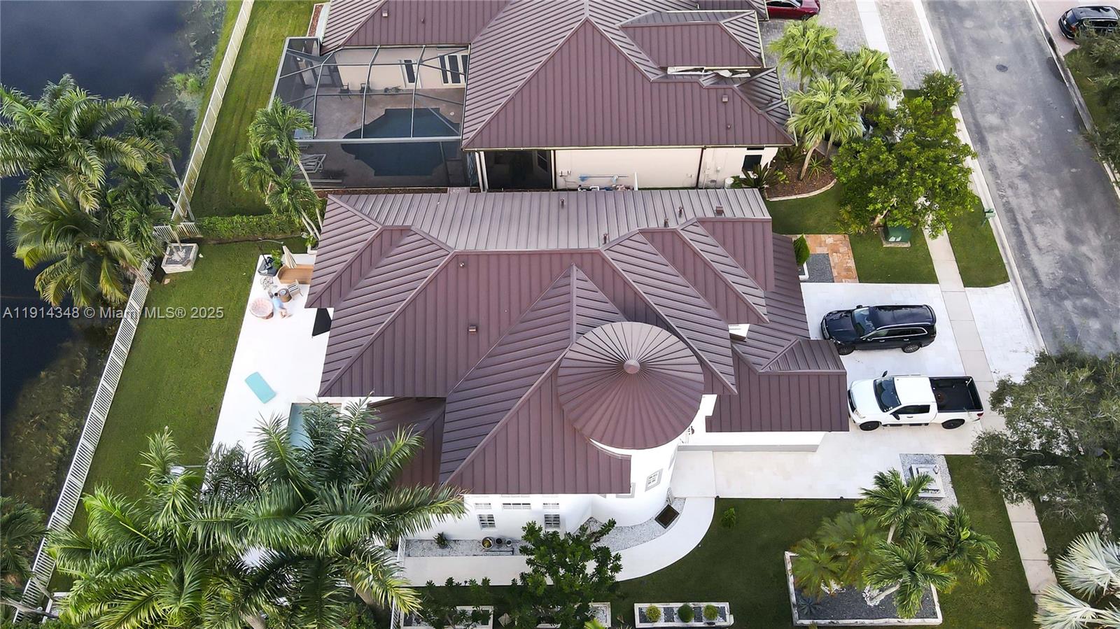 SUNSET LAKES PLAT ONE - Residential Lease