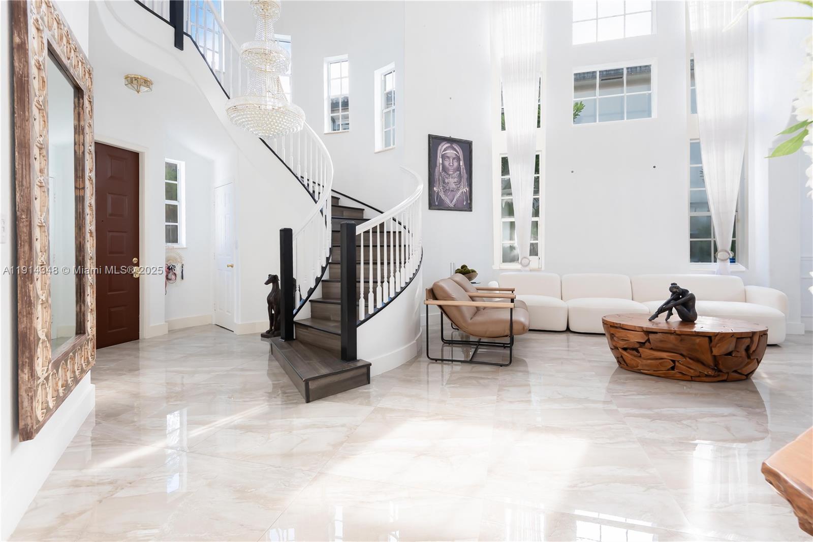 SUNSET LAKES PLAT ONE - Residential Lease