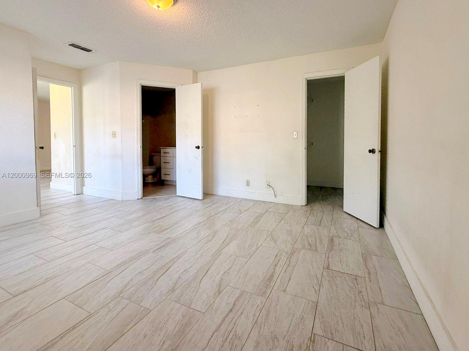 CORAL KEY CONDO - Residential