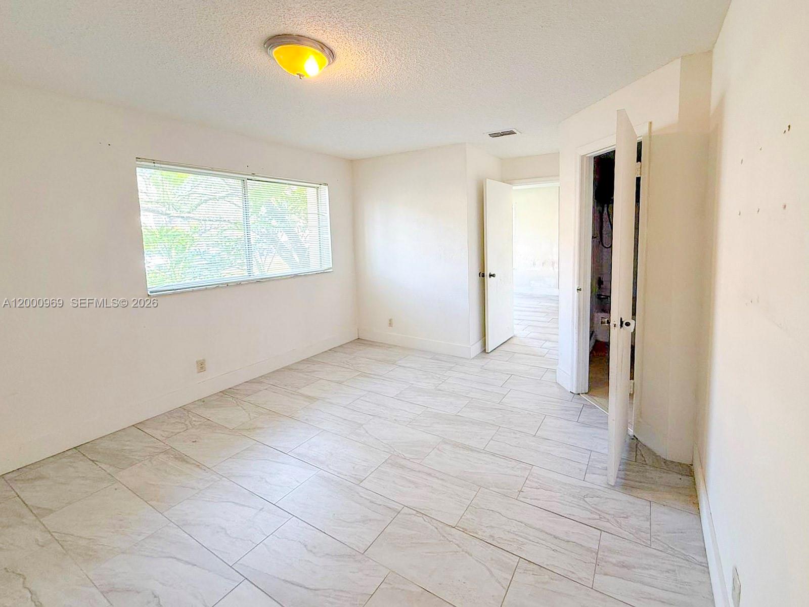 CORAL KEY CONDO - Residential