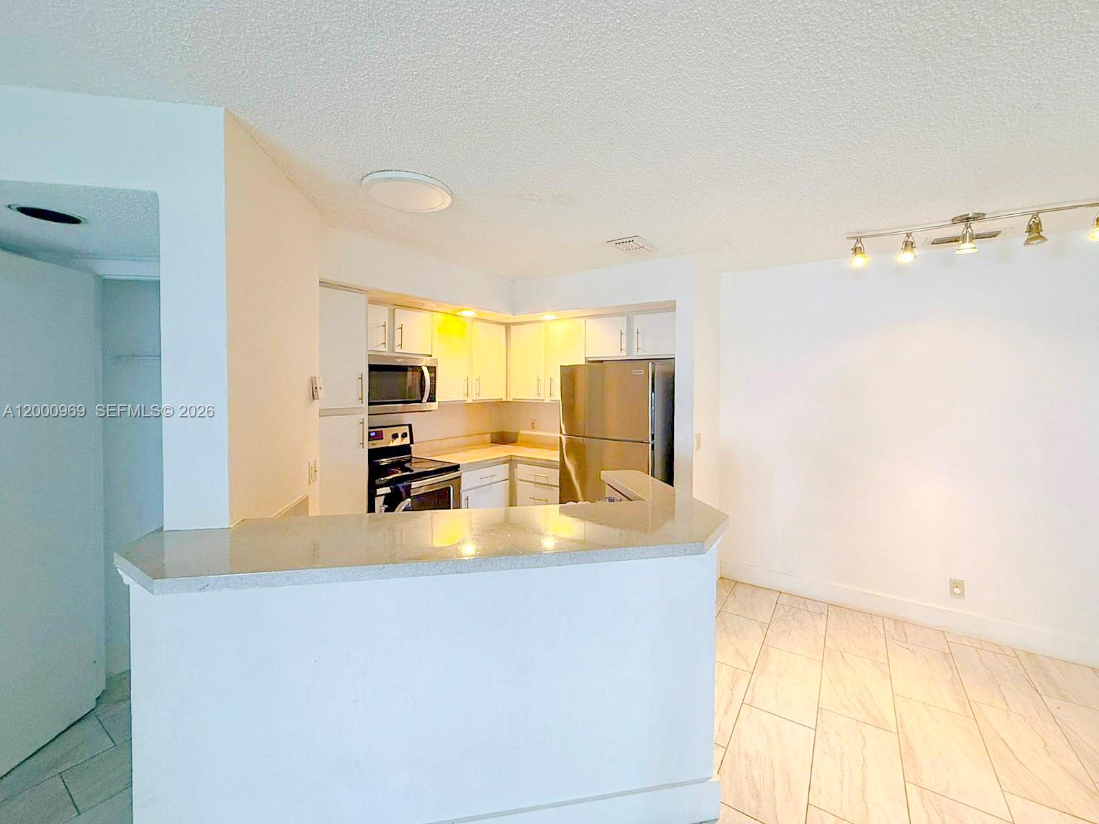 CORAL KEY CONDO - Residential